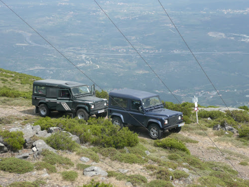 Land Rover Defender Off-Road Alto Douro Portugal