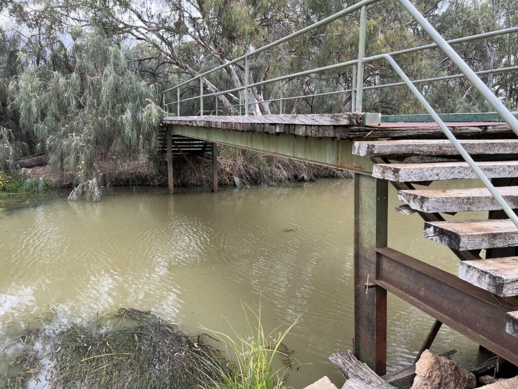 Wentworth where the Murray and Darling Rivers meet