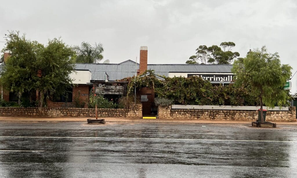 Outback Victorian Pub - Werrimull Pub