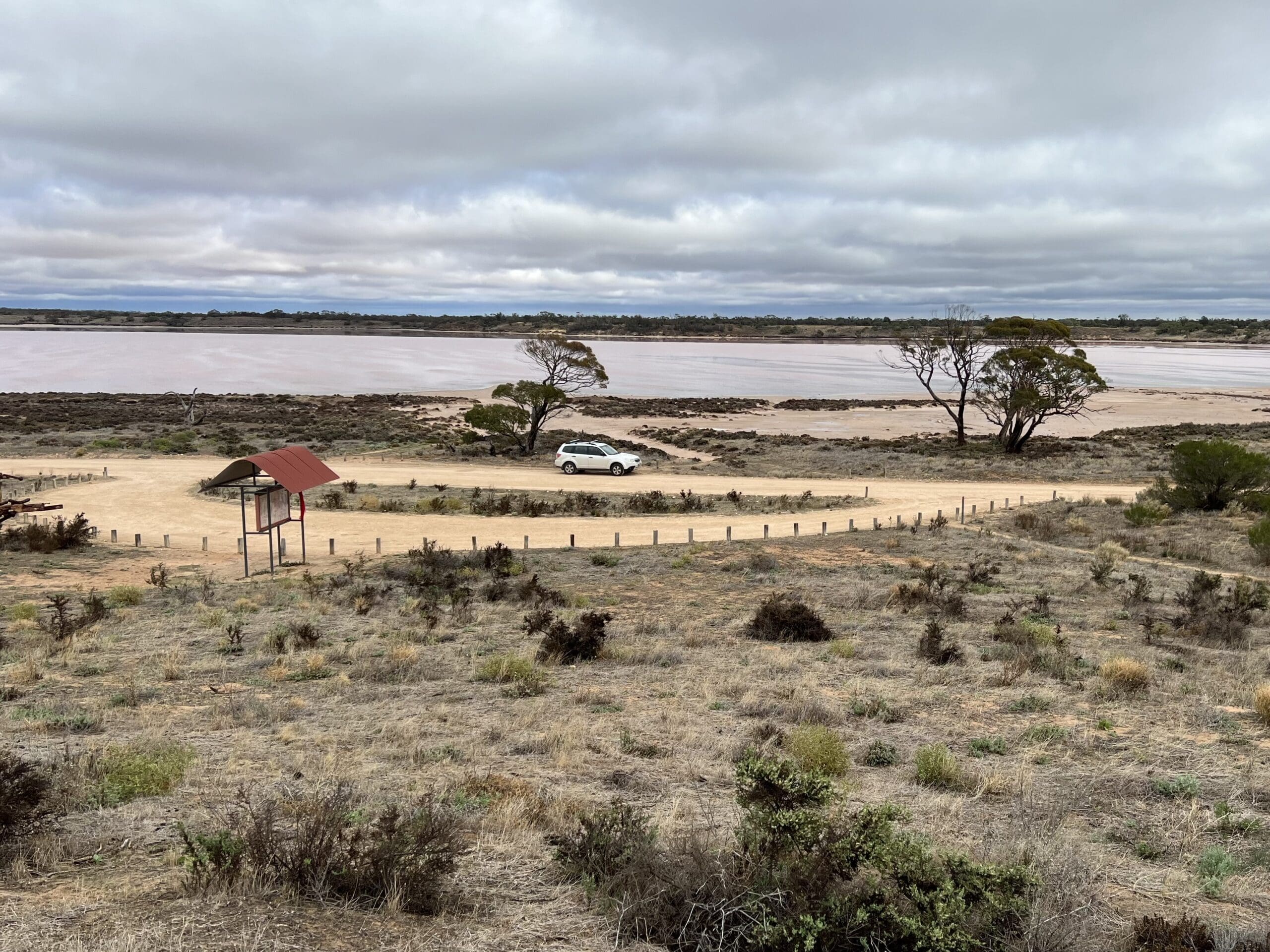 Lake Crosbie - Murray-Sunset National Park, Pink Lakes