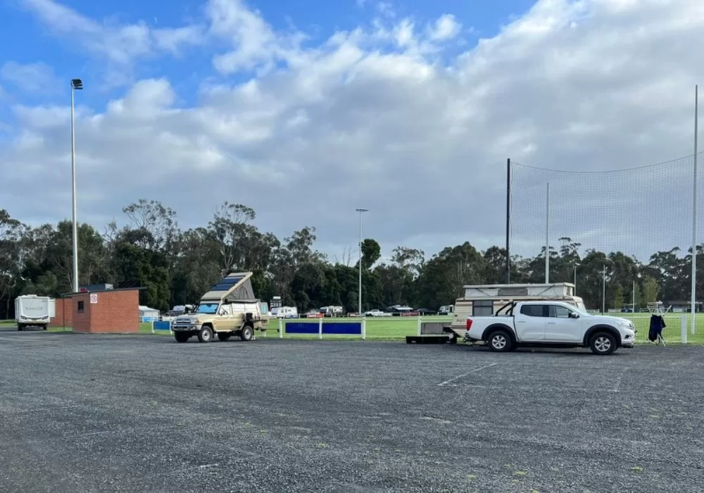 Troopy 78-Series Parked at Meeniyan Reserve Campsite