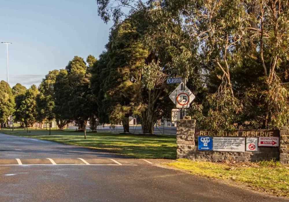 Meeniyan Recreation Reserve Entrance to Camp Ground