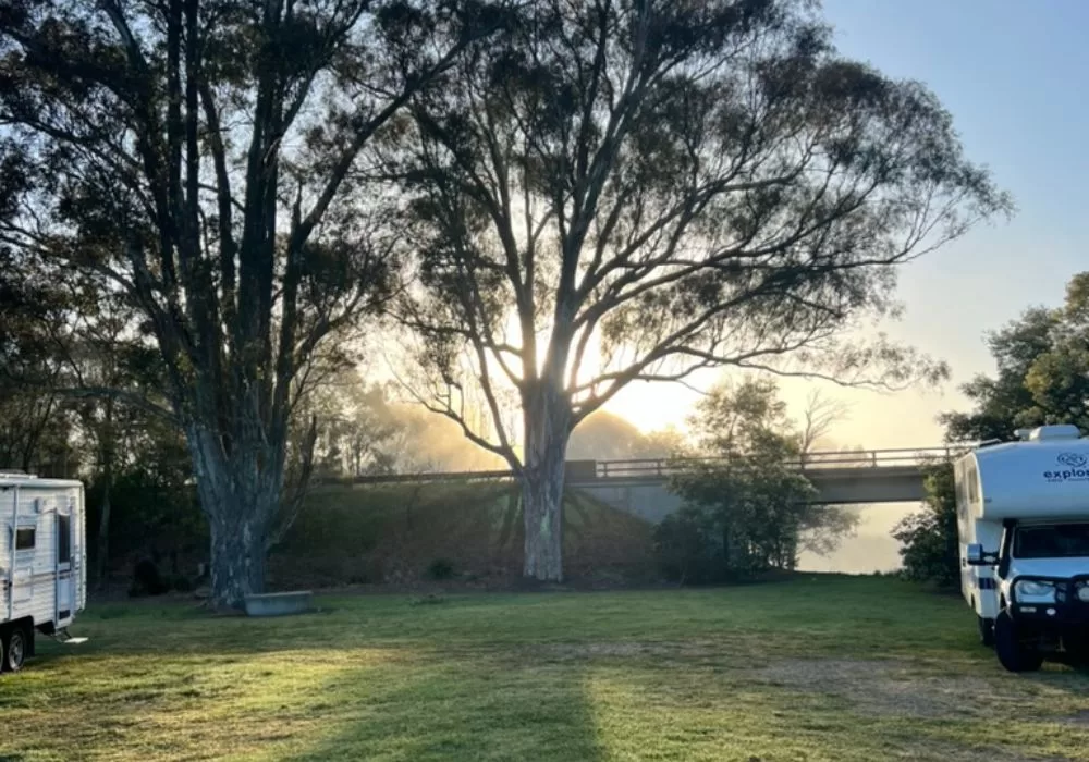 Sunrise over the La Trobe river Rosedale