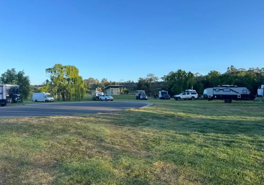 Willow Park RV and Caravan Campground Rosedale Vic